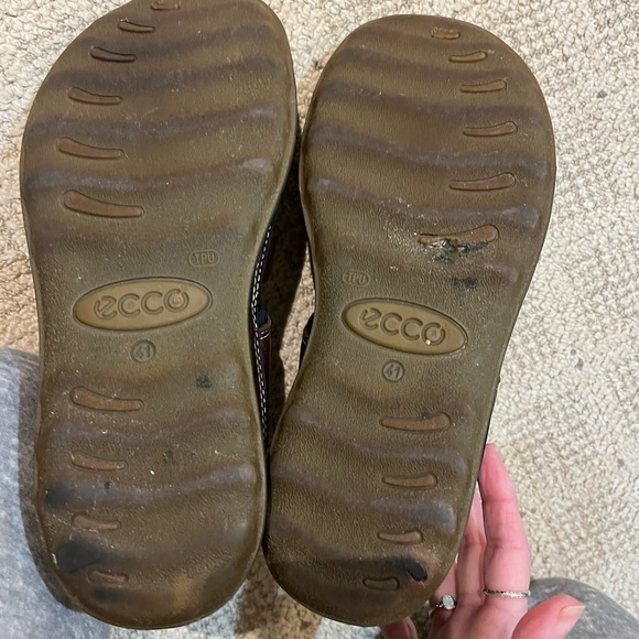 SOLD!!!Ecco Leather Open Toe Fisherman Sandals. - Picture 8 of 9